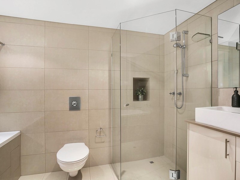 8/315 Burns Bay Road, Lane Cove NSW 2066