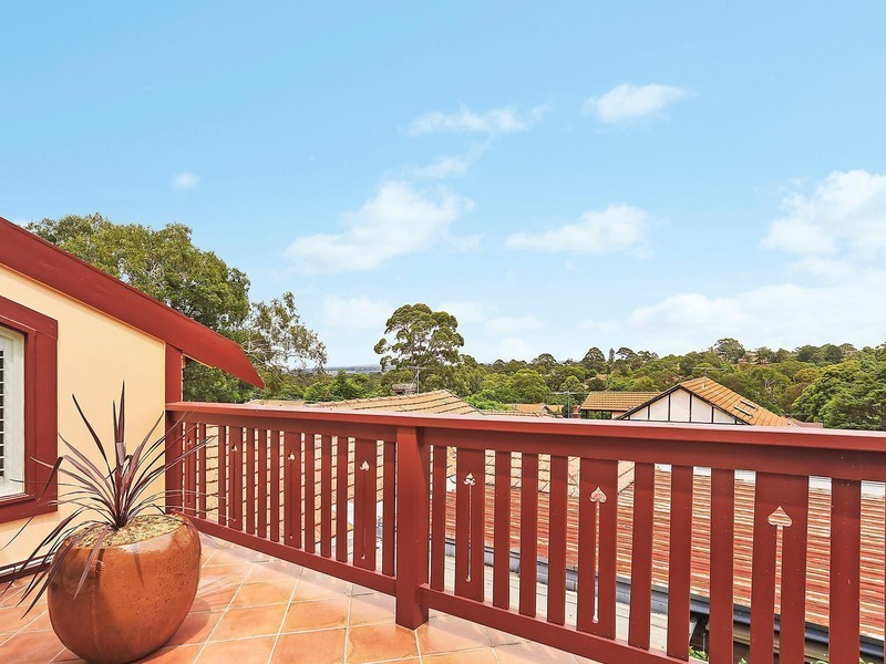 13 Allison Avenue, Lane Cove NSW 2066