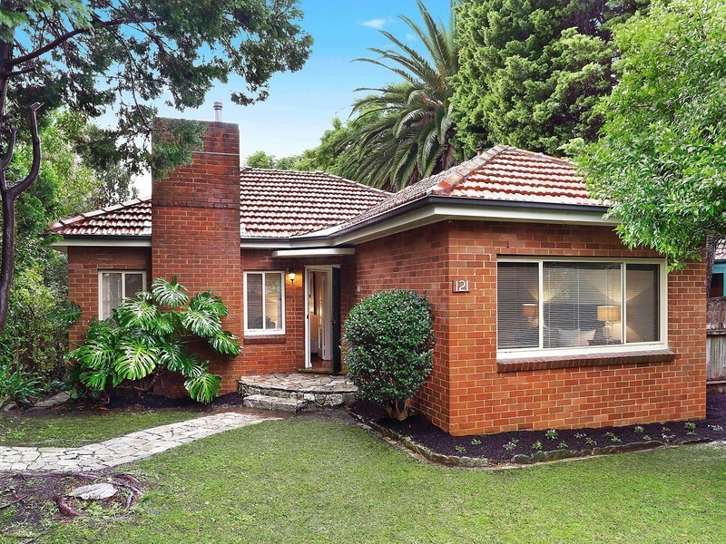 121 Centennial Avenue, Lane Cove NSW 2066