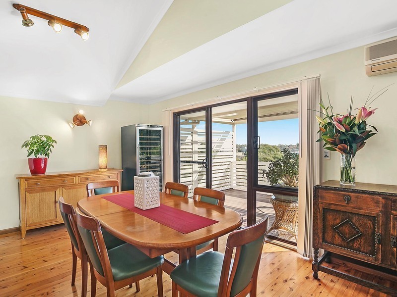 43 Victoria Avenue, Middle Cove NSW 2068