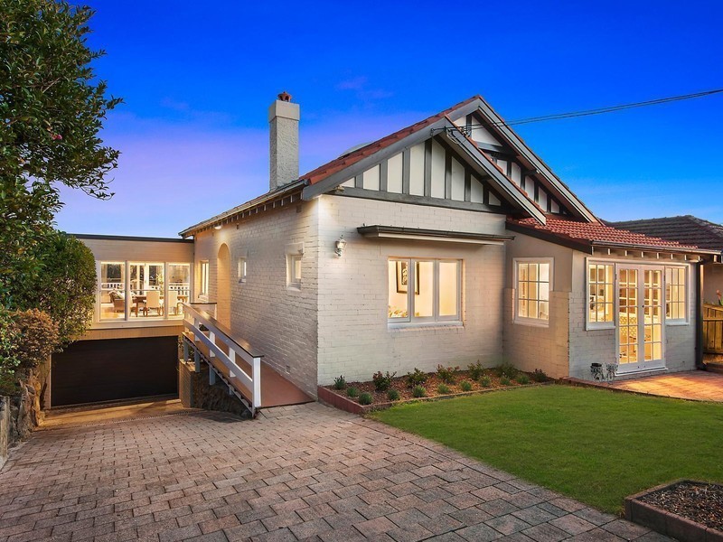 182 Fullers Road, Chatswood NSW 2067