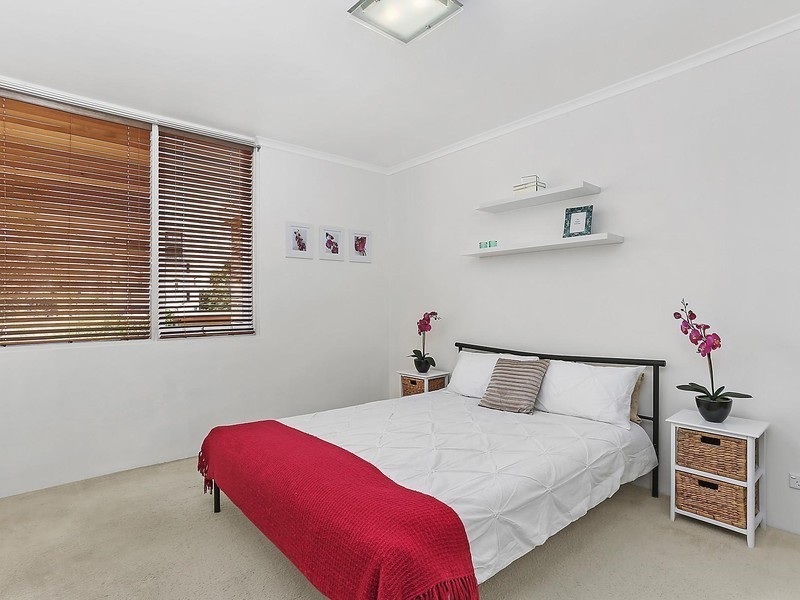 19/299 Burns Bay Road, Lane Cove NSW 2066