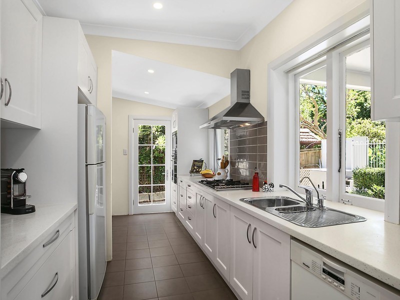 9 Howell Avenue, Lane Cove NSW 2066