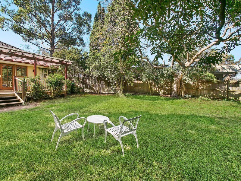 33 Centennial Avenue, Lane Cove NSW 2066