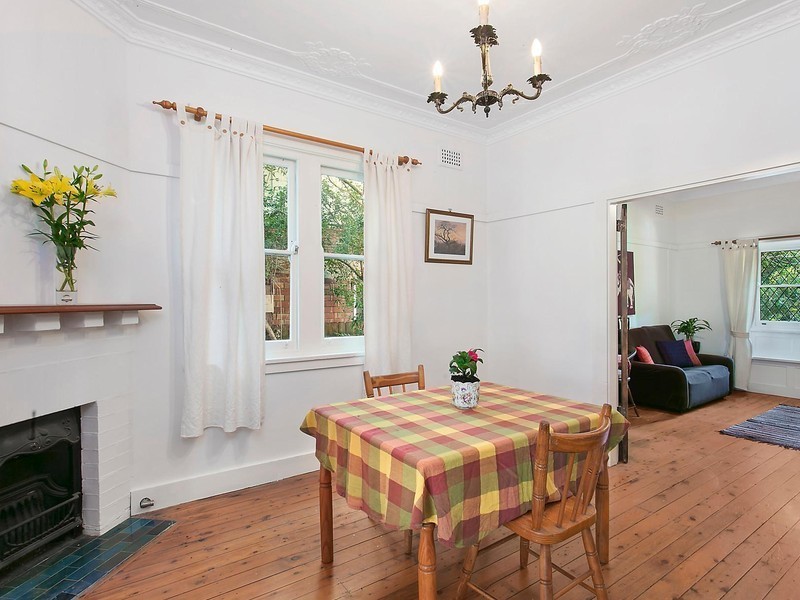 33 Centennial Avenue, Lane Cove NSW 2066