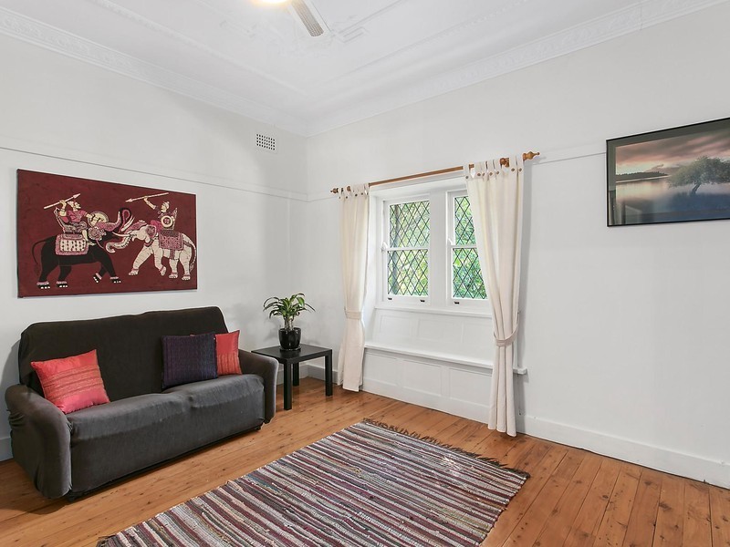 33 Centennial Avenue, Lane Cove NSW 2066