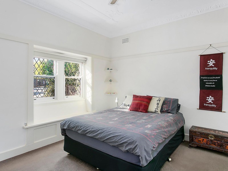 33 Centennial Avenue, Lane Cove NSW 2066