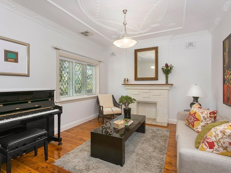 2 Centennial Avenue, Lane Cove NSW 2066