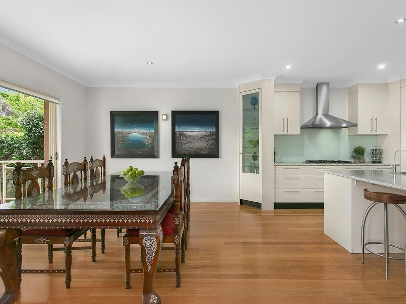 343 Burns Bay Road, Lane Cove NSW 2066