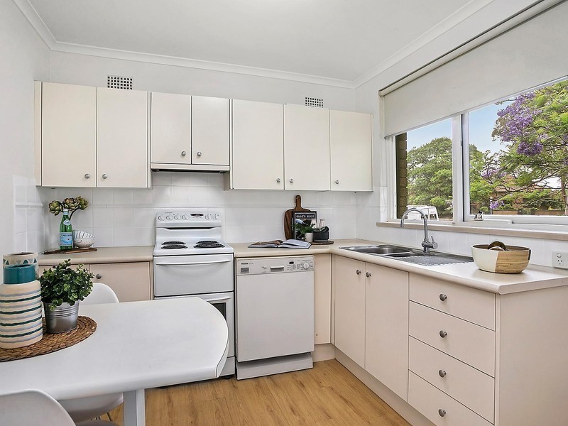 8/77 Burns Bay Road, Lane Cove NSW 2066