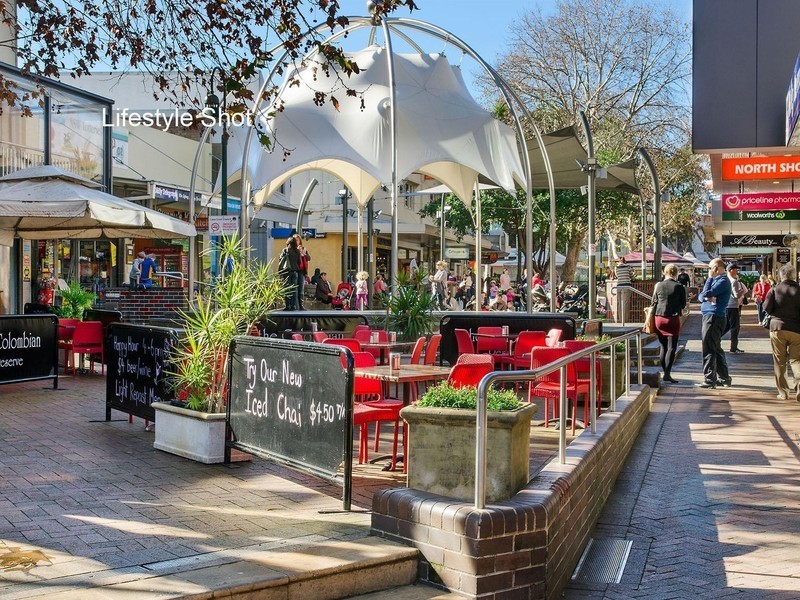 8/77 Burns Bay Road, Lane Cove NSW 2066