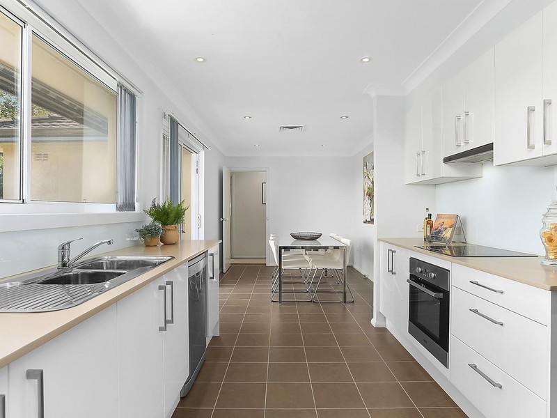 8 Louise Avenue, Chatswood NSW 2067