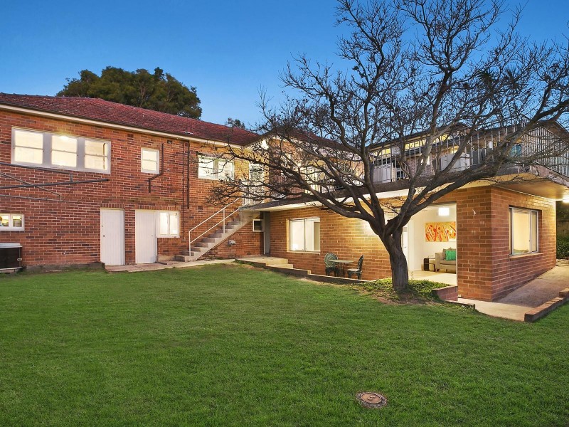 27 Colwell Crescent, Chatswood NSW 2067