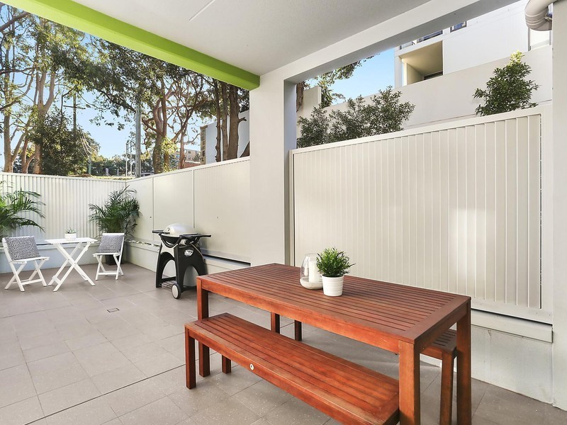 102/290 Burns Bay Road, Lane Cove NSW 2066