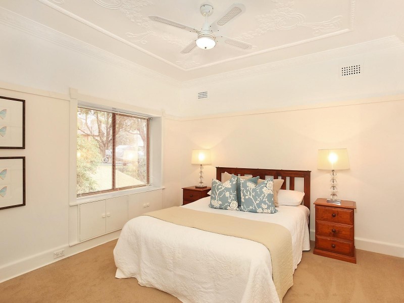 16 Howell Avenue, Lane Cove NSW 2066