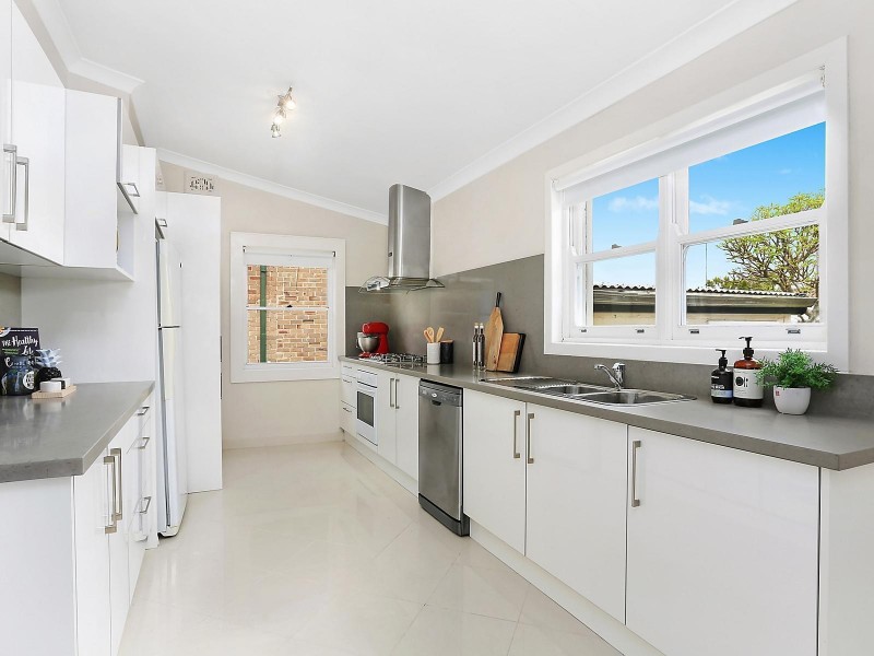 39 Carlotta Street, Greenwich NSW 2065