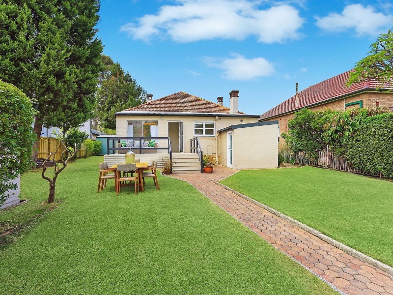 39 Carlotta Street, Greenwich NSW 2065