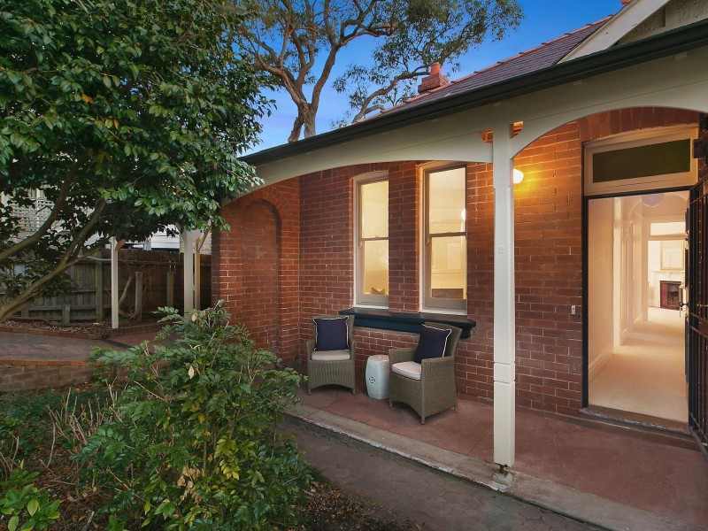 2 Evelyn Street, Greenwich NSW 2065