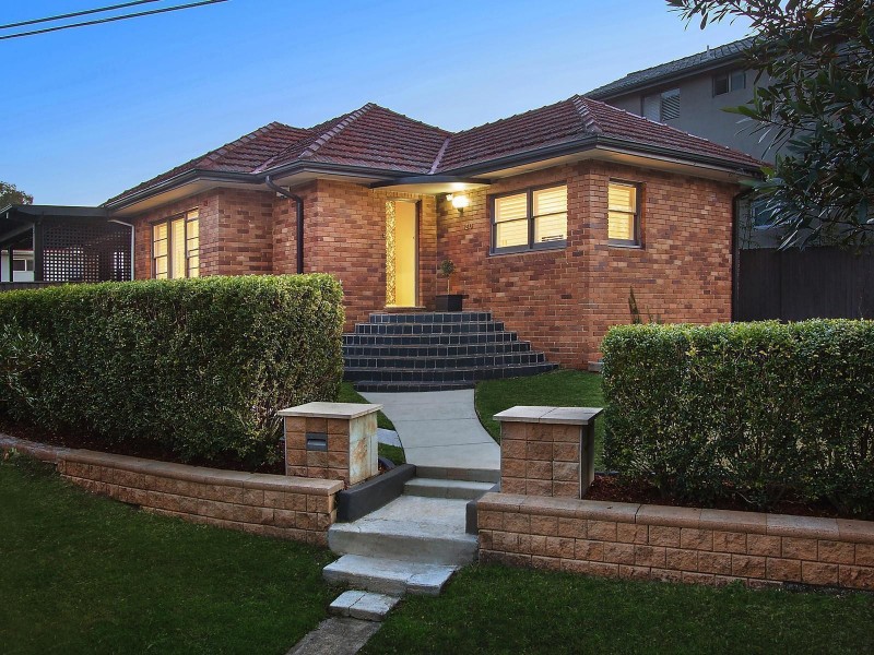 20 Hinkler Crescent, Lane Cove NSW 2066