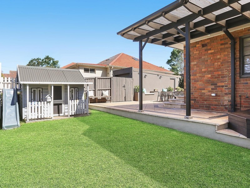 20 Hinkler Crescent, Lane Cove NSW 2066