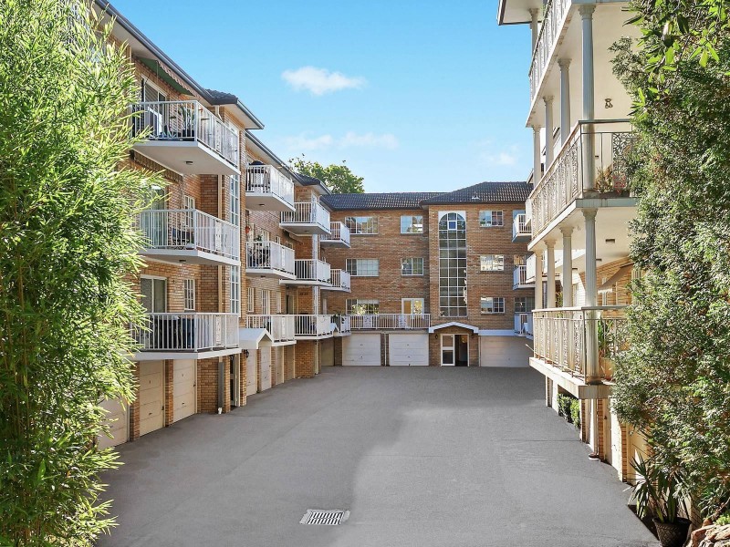 30/127 Burns Bay Road, Lane Cove NSW 2066