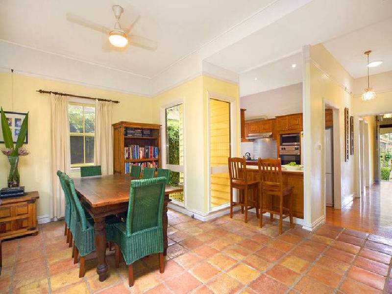 6A Batemans Road, Gladesville NSW 2111