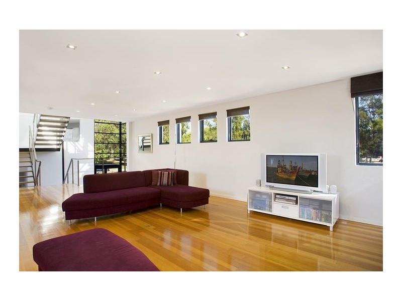 101 Llewellyn Street, Rhodes NSW 2138