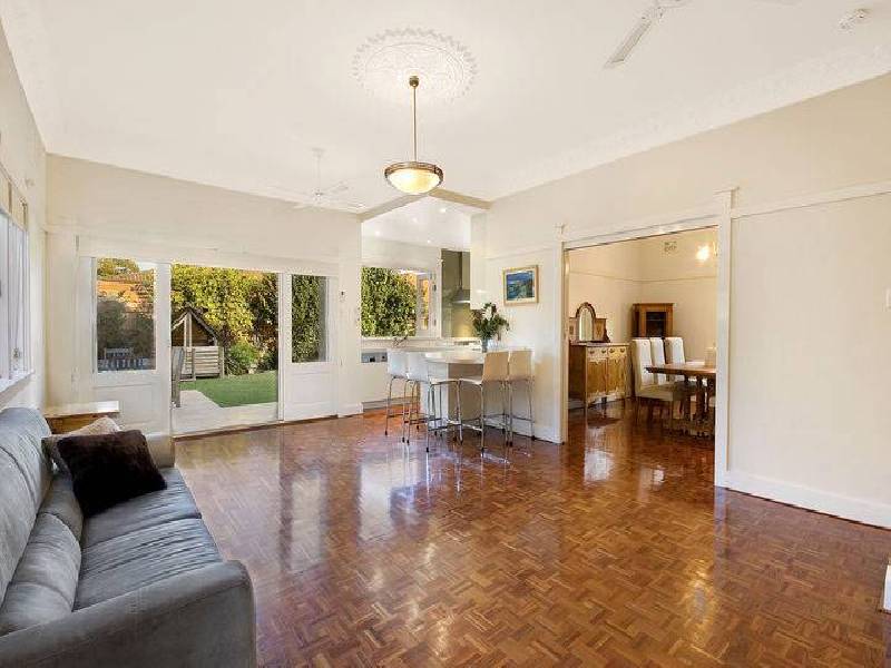 2 Glover Street, Willoughby NSW 2068