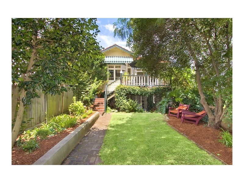 9 Victoria Street, Greenwich NSW 2065