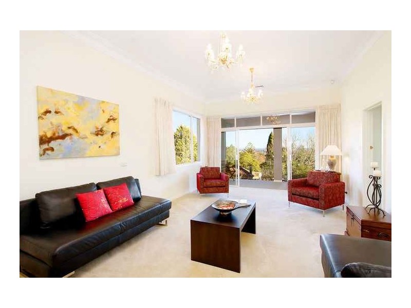 11 Wisdom Road, Greenwich NSW 2065