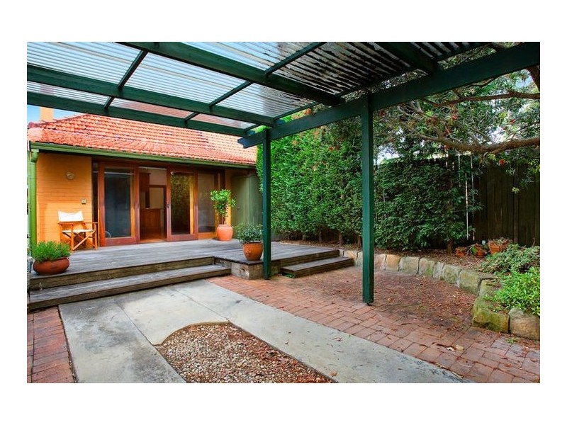 112 West Street, Crows Nest NSW 2065