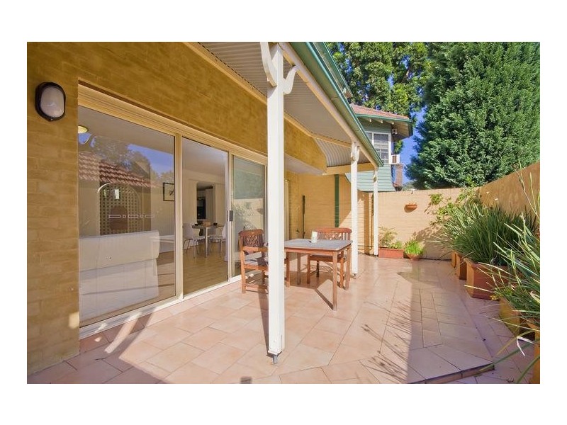 18B Brook Street, Crows Nest NSW 2065
