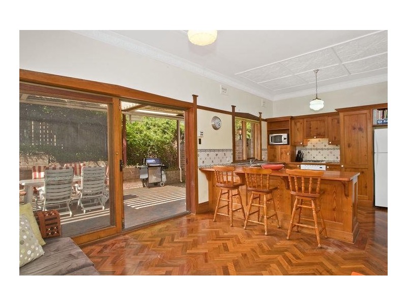 13 Angus Avenue, Lane Cove NSW 2066