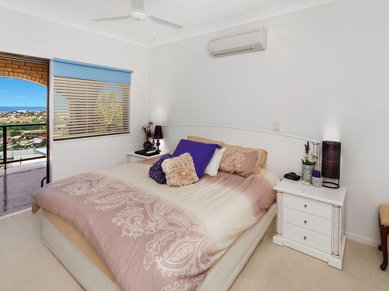 4 Stirling Drive, Castle Hill QLD 4810