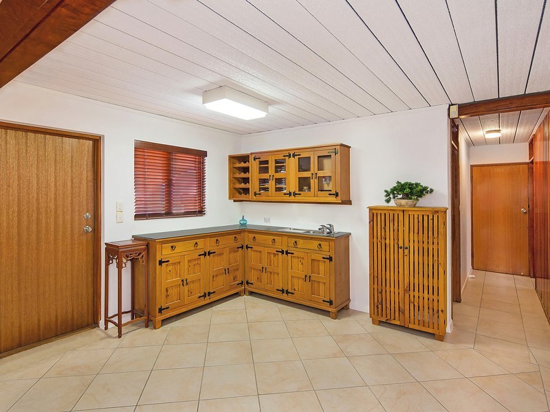 4 Stirling Drive, Castle Hill QLD 4810