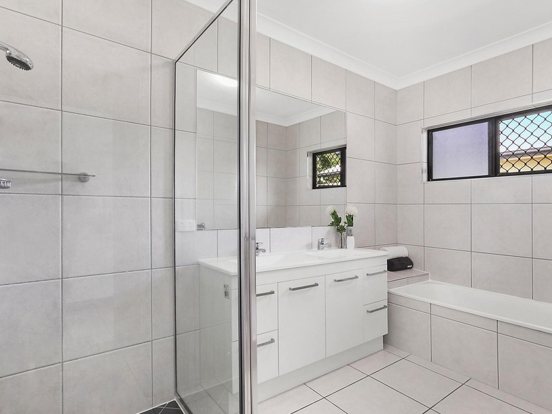 10 Horizon Drive, Douglas QLD 4814