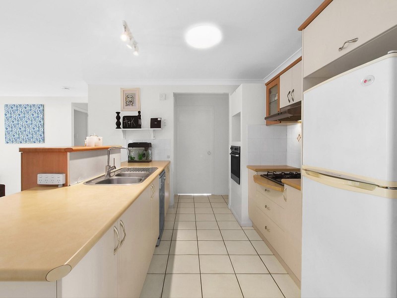 6 Concord Crescent, Kirwan QLD 4817