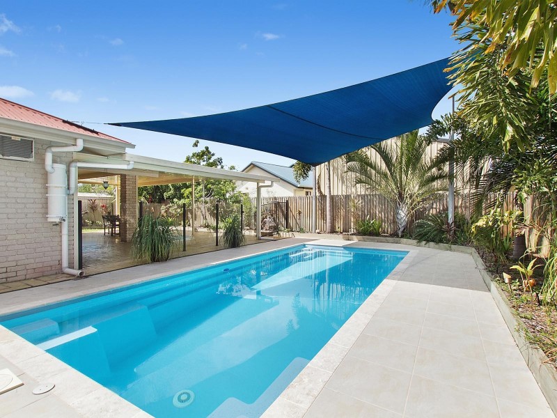 6 Concord Crescent, Kirwan QLD 4817