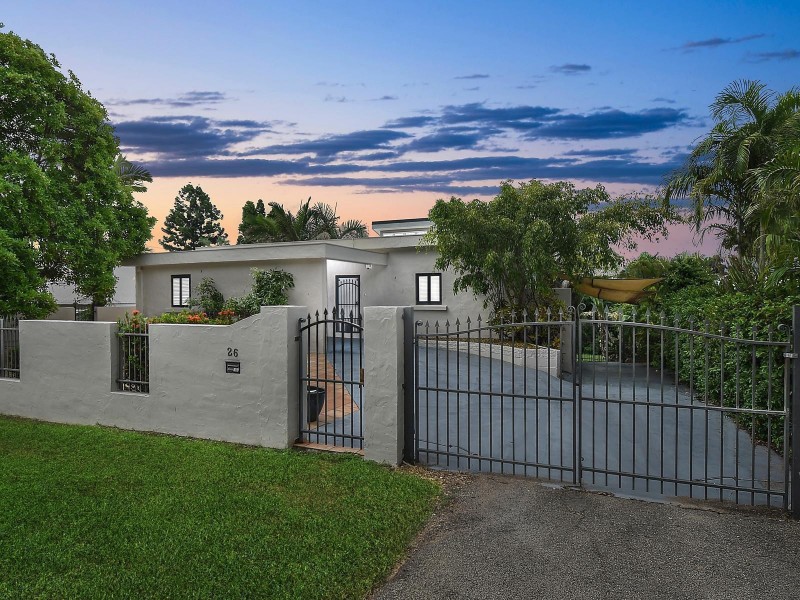 26 Alexandra Street, North Ward QLD 4810