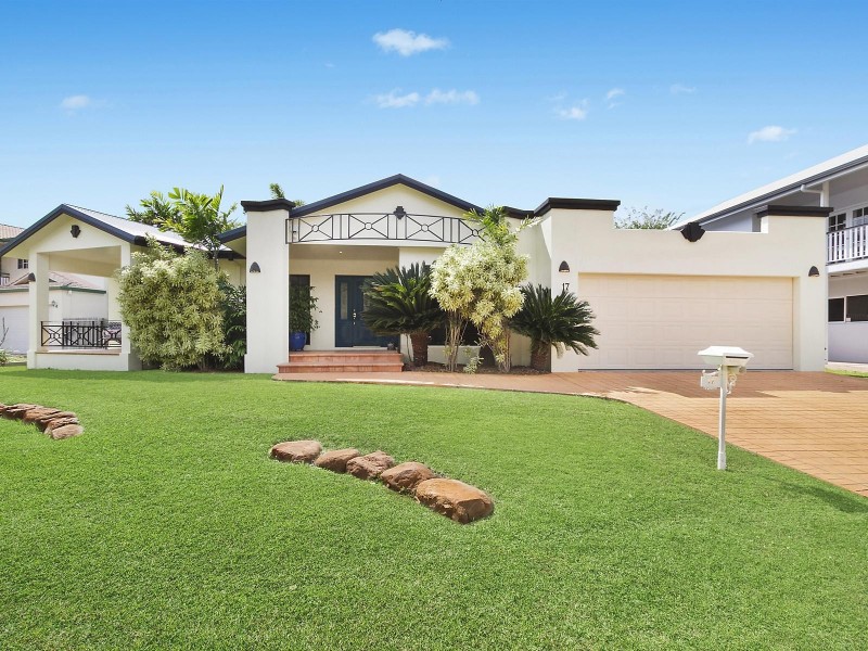 17 Regatta Crescent, Douglas QLD 4814