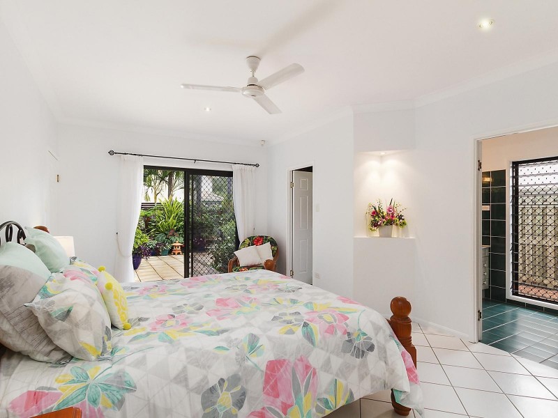 17 Regatta Crescent, Douglas QLD 4814