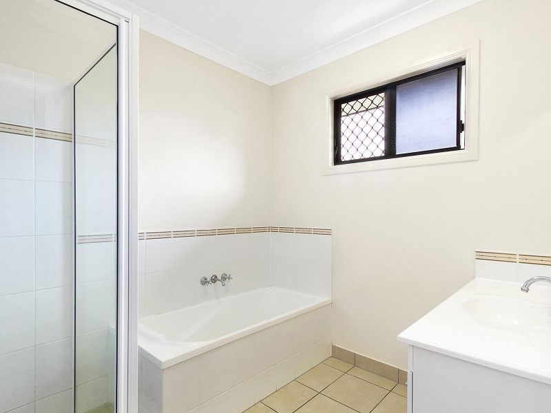 11 Keeper Court, Mount Louisa QLD 4814