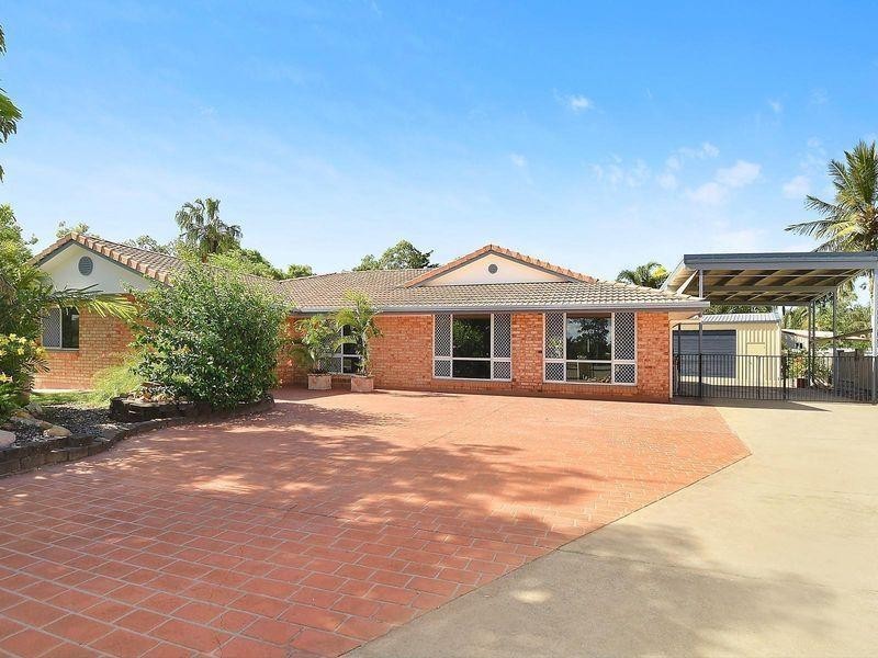 373 Mount Low Parkway, Bushland Beach QLD 4818