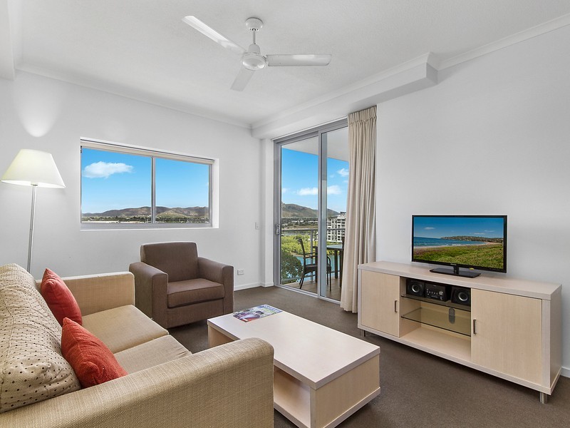 811/2 Dibbs Street, South Townsville QLD 4810