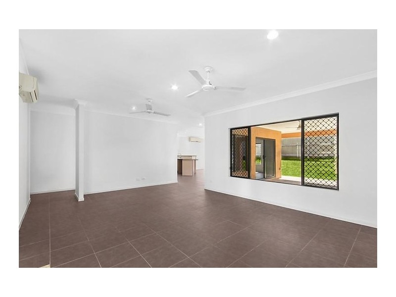 12 Rangeleigh Court, Mount Louisa QLD 4814