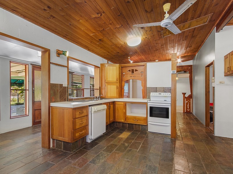 73 The Esplanade, Toolakea QLD 4818