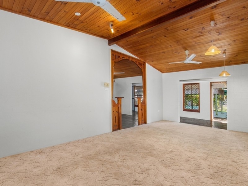 73 The Esplanade, Toolakea QLD 4818