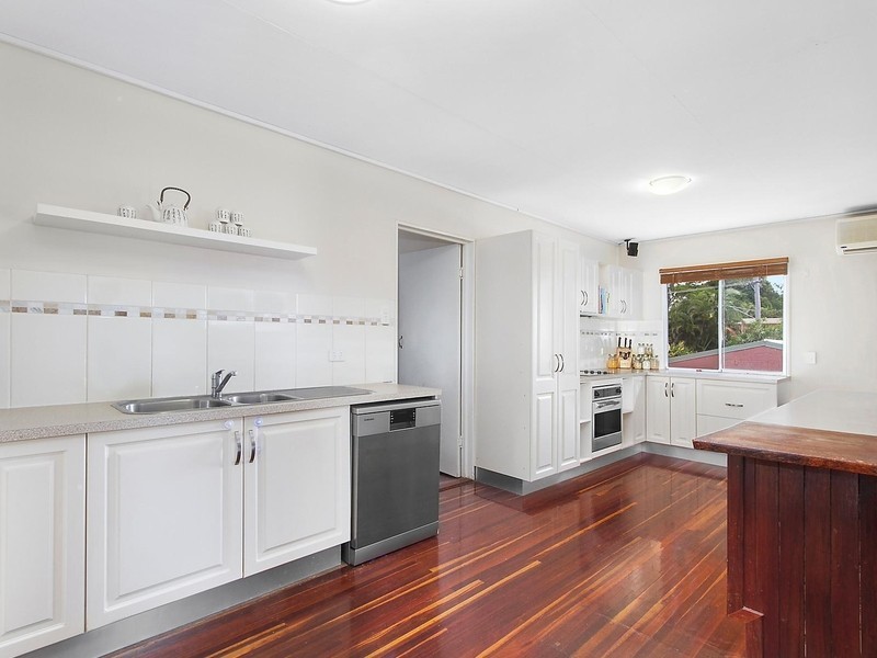 576 Ross River Road, Cranbrook QLD 4814