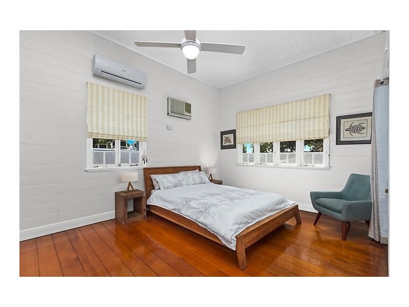 90 Queens Road, Hermit Park QLD 4812