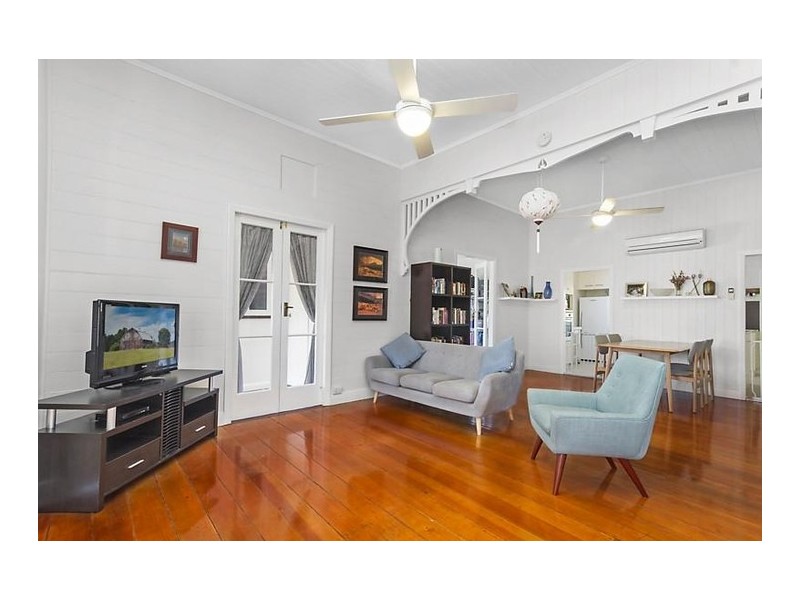 90 Queens Road, Hermit Park QLD 4812